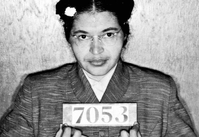 TheMartinLewis's tweet photo. That deafening heartfelt cheer you hear today is the sound of #RosaParks. "The arc of the moral universe is long but it bends toward #justice" #FrontOfTheBus #GeorgeFloyd #DerekChauvin #BlueChauvinistPig https://t.co/xxRGYmChGB