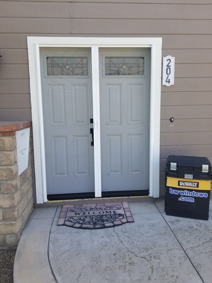 bwwindows's tweet photo. Another good install done. Clearview Retractable Screens https://t.co/O4GbMGEa4I