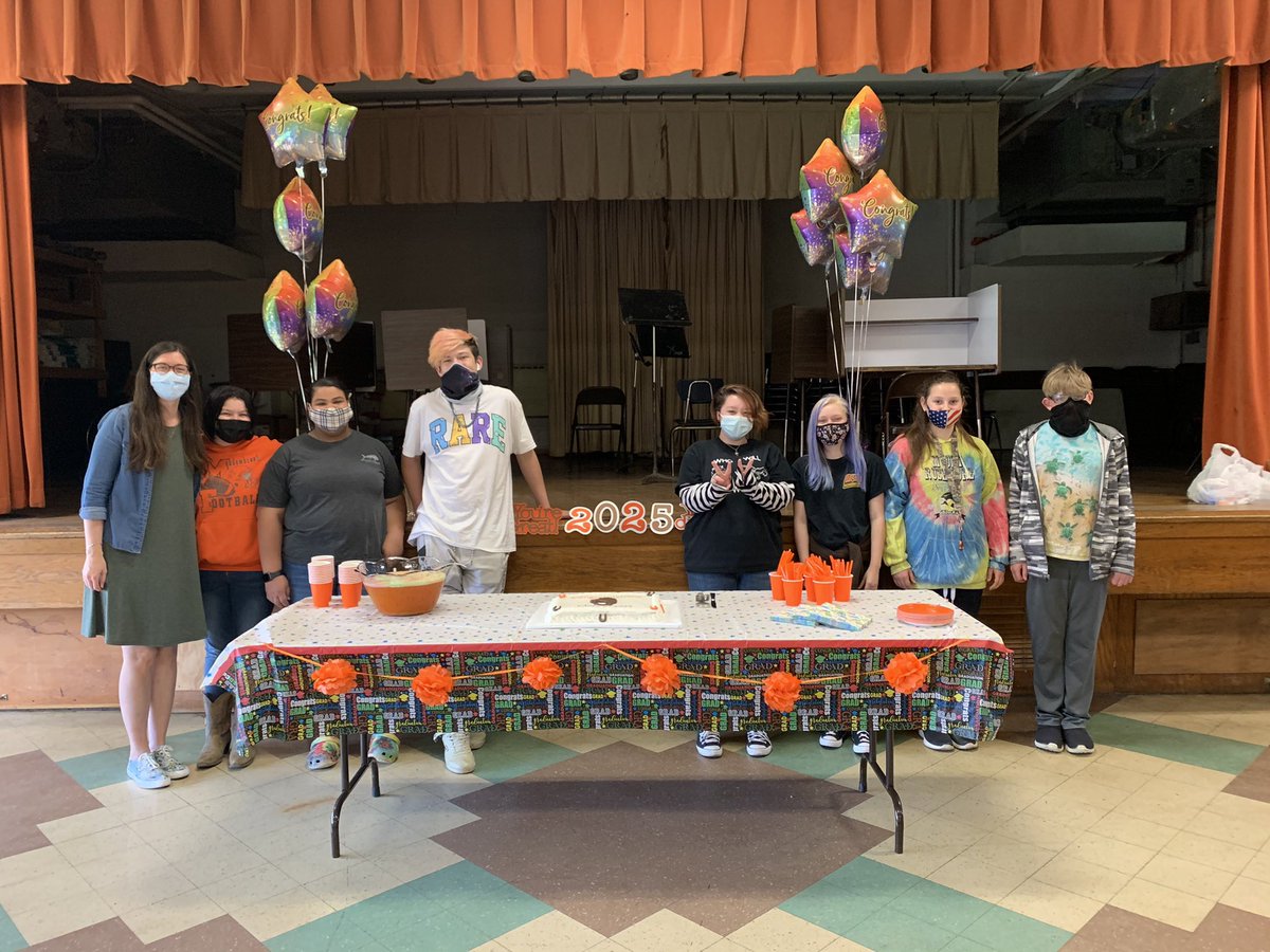 MMSMAKERS's tweet photo. Today we celebrated our 8th graders. Some of these students have been part of 21st Century programs since 4th grade. These students are hardworking and kind-hearted. They will be missed, but we know they will do great things in high school. Congratulations, Class of 2025! https://t.co/H5o0Eflmgt
