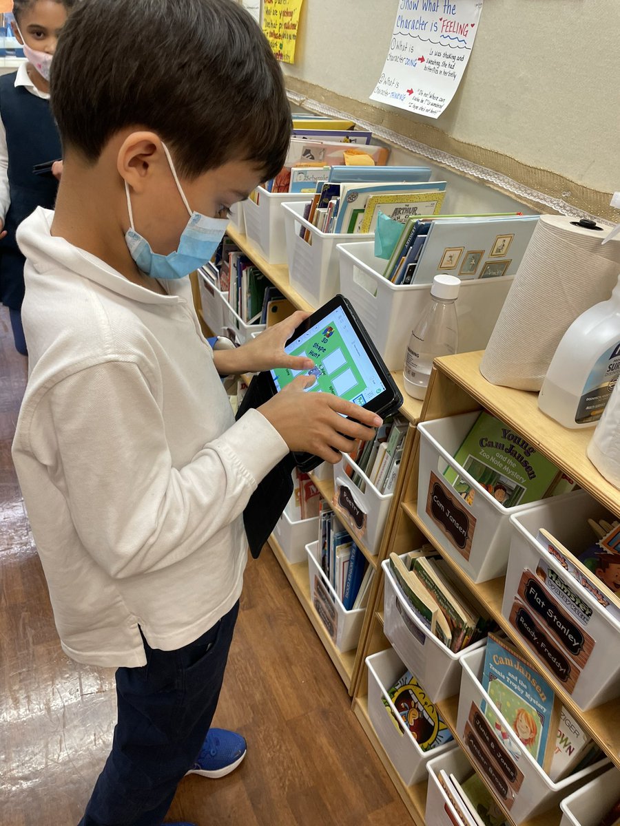 2ndGrade508's tweet photo. Going on a 3-Dimensional Shape Hunt! https://t.co/OsZKFK5Jpd
