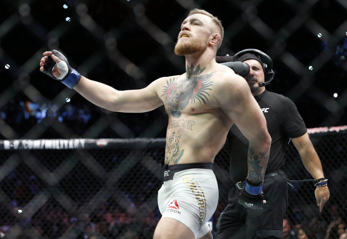 ODDSbible's tweet image. Gary Neville and @Carra23 when they next walk into the Sky Sports studio