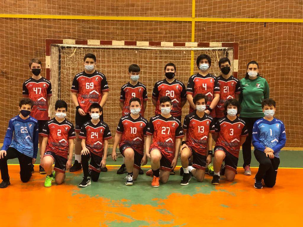 𝗜𝗻𝗳𝗮𝗻𝘁𝗶𝗹

"Temiño Pérez espera rival en cuartos de final el 15-16 de mayo"

El Infantil A del BM Burgos está clasificado directamente para cuartos de final y su rival saldrá del cruce de octavos entre el BM Sariegos-BM Zarmora A.

📰Noticia: bit.ly/3szSU6O