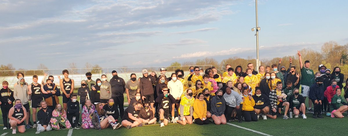 TTreeshanda's tweet photo. Zionsville Unified Track Meet 👣another successful day for Avon Unified Track Team @AvonUtf https://t.co/jMtr0YFAaU