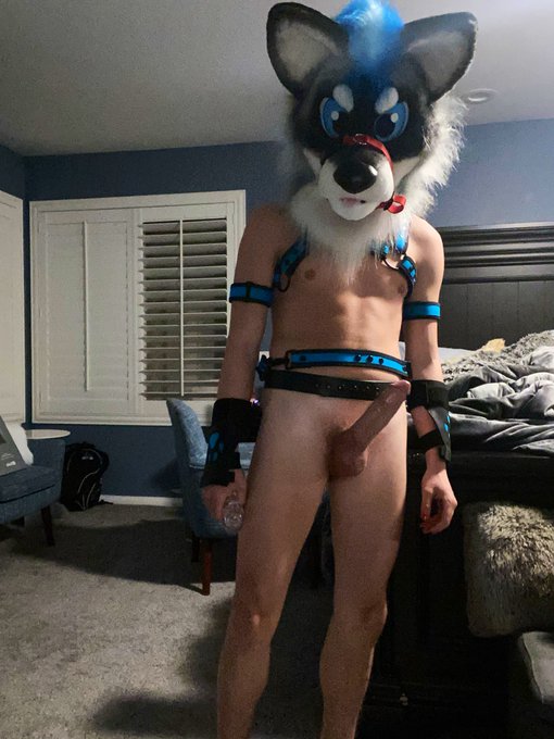 Watch Silas Brooks's leaked NSFW photo on TwXstars