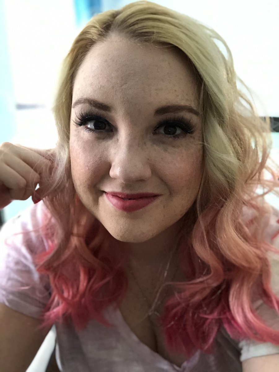 EnderJesss's tweet photo. Live now!!! Come celebrate w/ me for my first stream not only with my BRAND NEW PC- but also being on my stream team Club Tortimer!!! Wooo 🥳
https://t.co/NHfuWhJgif
#twitchstreamer #twitch #twitchaffiliate #twitchtv #smallstreamer #clubtortimer #streamteam #newpc #chillvibes https://t.co/07cQcPaV6f