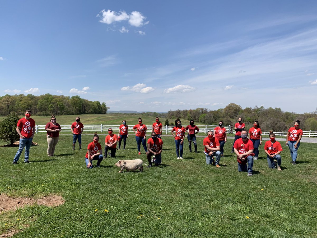 Kate Willner (@targetkate) on Twitter photo National Volunteer Week #SquadGoals. We had a great time helping our friends and Madison Fields do some mulching and weeding around the property #R400Community <a href="/ronygarcia79/">Rony Garcia</a> National Volunteer Week #SquadGoals. We had a great time helping our friends and Madison Fields do some mulching and weeding around the property #R400Community <a href="/ronygarcia79/">Rony Garcia</a>