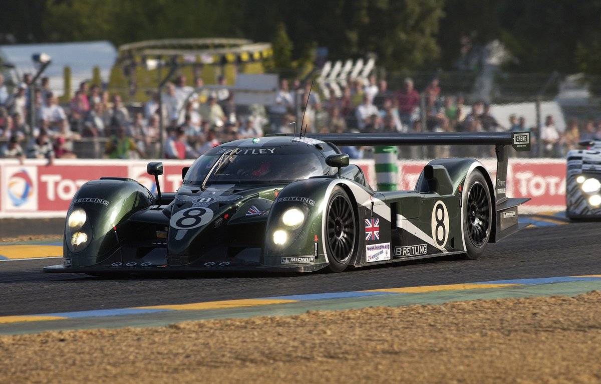 endurancemagfr's tweet photo. ๐๐ฒ๐ฌ ๐ธ๐ฏ ๐ฝ๐ฑ๐ฎ ๐ญ๐ช๐ ๐
(๐ธ @BentleyMotors). #LeMans24 #24HeuresduMans #Bentley #Speed8 #EnduranceRacing #Classiccars #Motorsport
@markblundellf1 | @brabsracer | @johnnyherbertf1 https://t.co/3Rhv79q8Ff