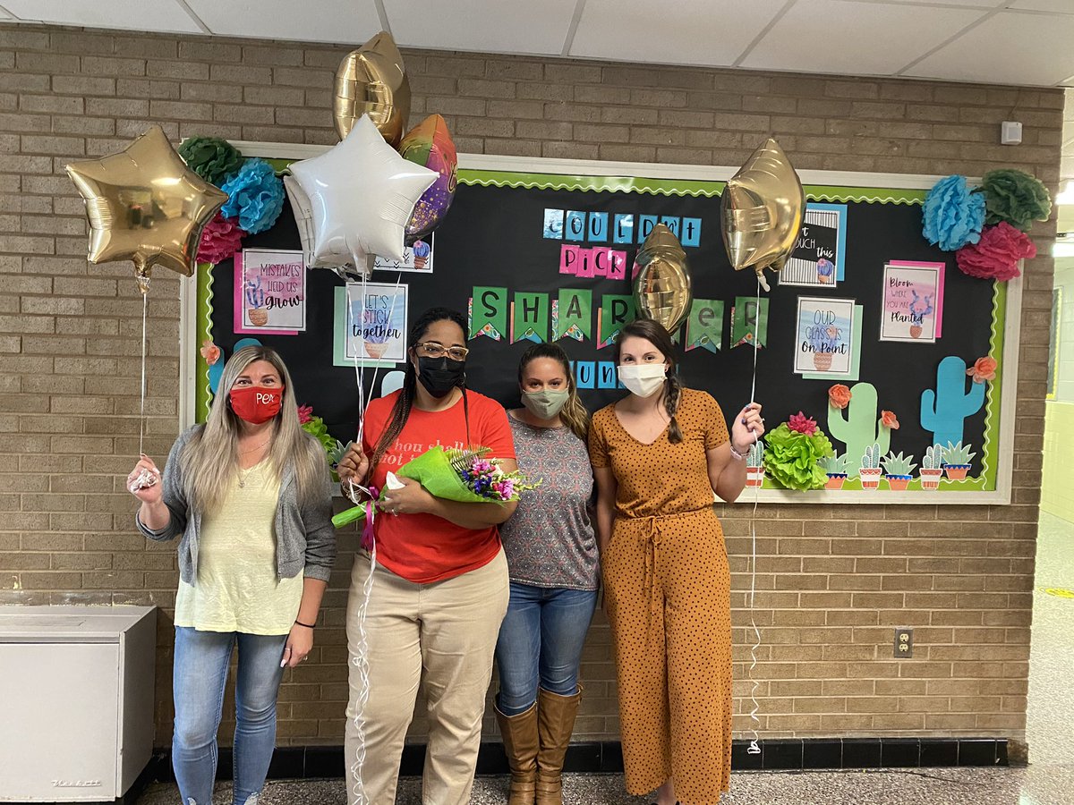 jkelley3778's tweet photo. Congratulations to all of our Teacher of the Year nominees!! @PCPSGOTTALENT @vadivateacher @teachmissgreen @CSCougars @PCPSap77 @Pburg_Schools @RTRPetersburg @TeachRTR https://t.co/t5j7Brez8d