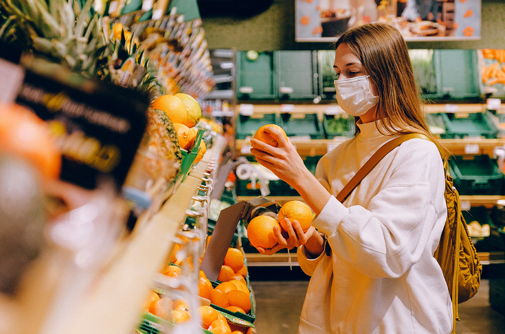 FlavorSumLLC's tweet image. CPG&apos;s have shifted focus to hiring more people, adding new factory lines, and increasing employee pay. Supply chain shortages are still in play - and choosing a strong ingredient partner can help keep brands on the shelf. #PartnerSmart #CPG #Flavors

hubs.li/H0LDykz0