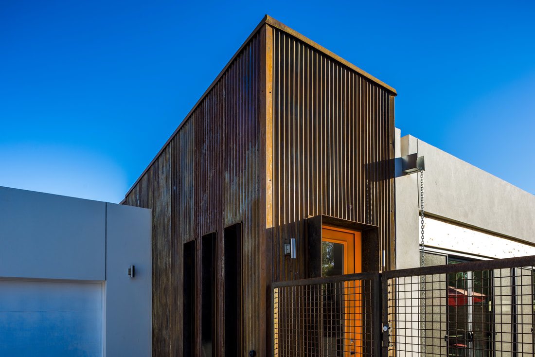 rd_design_team's tweet photo. Rusted steel #Azarchitecture #design #architecture #architect #phoenix #arizona #myphx #modernphoenix #home #house   #hgtv #archilovers #casa #arquitetura #arquitectura #renovation #remodel #addition #deserthouse #modernhouse #bathroom #contemporary #modern #dreamhome #openhouses https://t.co/uZT0wUvD7K