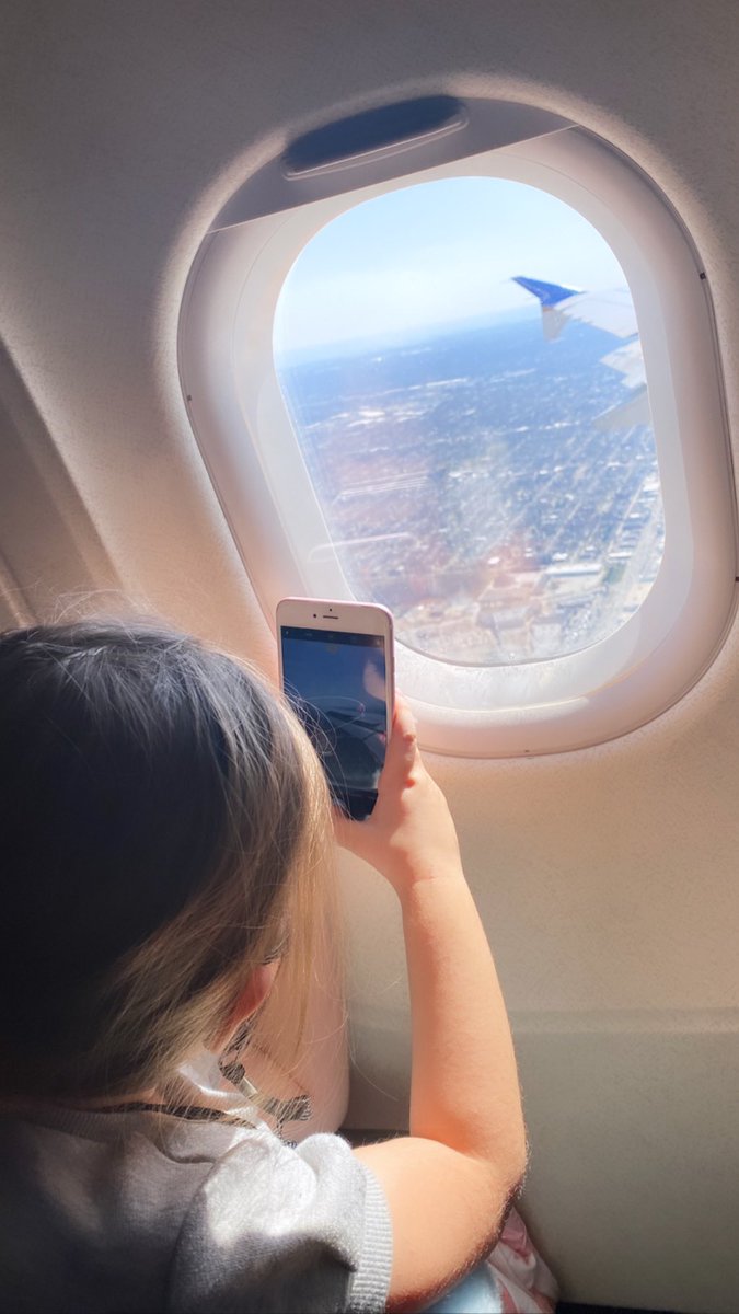 ArtemisUAL's tweet photo. She loves her wings, I love her point of view. #myunitedjourney #beingunited @weareunited #futureaviator https://t.co/OK3ZpCATSZ