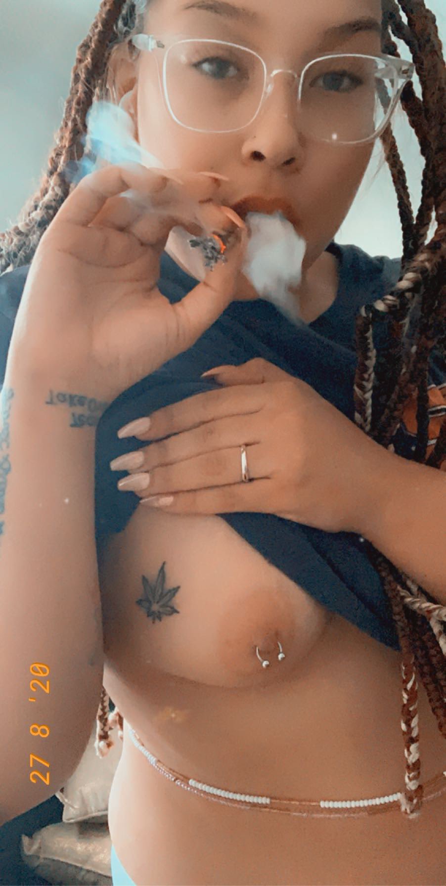 Found in the archives. Happy 4.20 ! 💚#TittyTuesday https://t.co/95Wsz2tbYN
