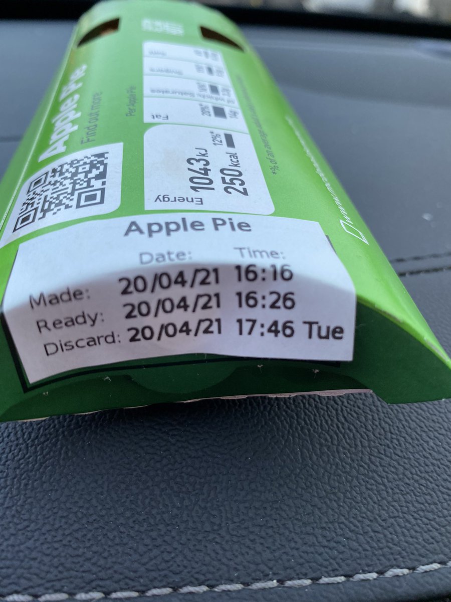 Lady_Cupcakez's tweet photo. Bad show @McDonaldsUK... Took advantage of the 20% off deal as a treat tonight, being that we rarely go out given Covid &amp; served an Apple Pie that should have been discarded 1hr 44m prior to arriving! #BadService #PoorService #DiscardOnTime #ShameOnYou #McDonalds   #McDonaldsFail https://t.co/hj8vW8I5GZ