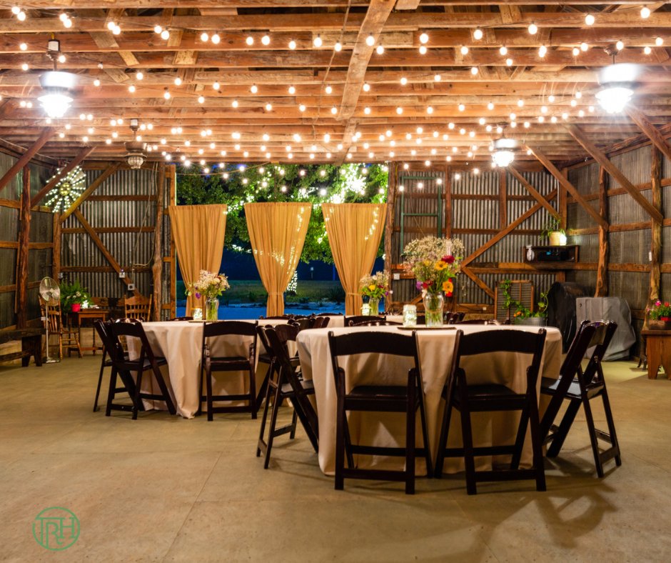 You do not have to worry about all of the minor details, we will be glad to make that happen for you! Ask our team about our many affordable packages. texasrockhouse.com
#wedding #rusticweddingvenue #sanmarcostx #newlyweds #weddingplanning #beautiful #stunningvenue #elegant