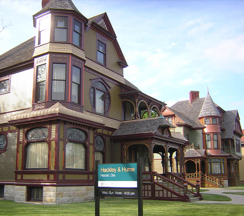 The Hackley House, interpreted to 1890, shows what life was like for one of Muskegon’s most well-known citizens. The Hume House, interpreted to 1920, shows the life of a wealthy family after the lumbering era: lakeshoremuseum.org/hackley-hume-h… | <a href="/MuskegonLMC/">Lakeshore Museum Center</a> #Muskegon #Michigan #GroupTour