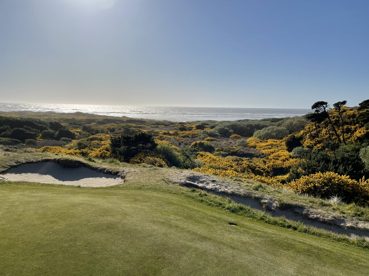 cbinjax's tweet photo. The golf, the views, the friendship. What an epic first trip to @BandonDunesGolf already can’t wait to go back. @TheReal_PWilly @judsonlaipply https://t.co/cpB1JRJtcU