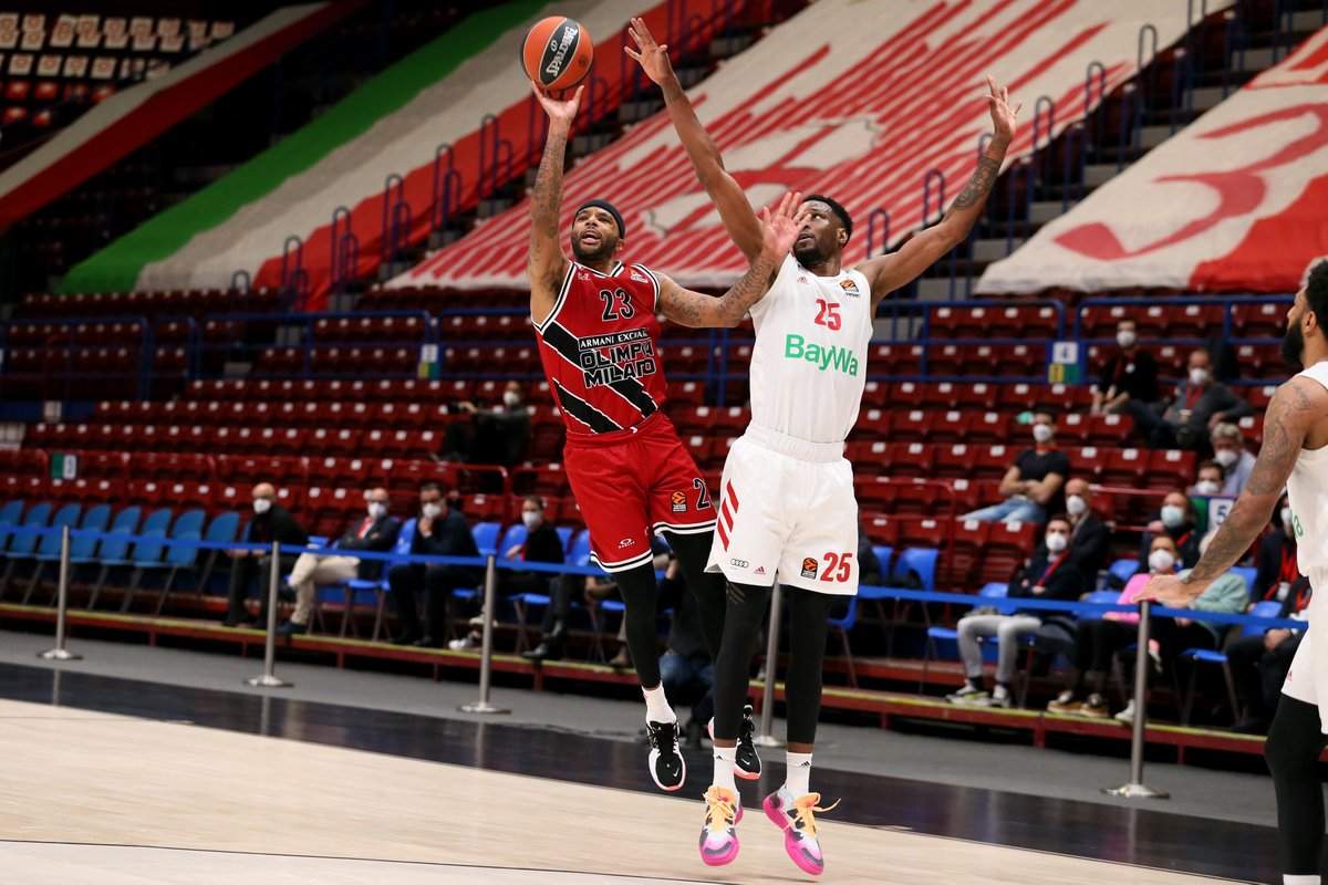 FCBBasketball's tweet photo. 38' | 72-74 | #AXMBAY

1:33 minutes left.

#FCBB #FCBBTogether #Reditude #RiseToGlory (c) Cottini https://t.co/4UBswWDaEG