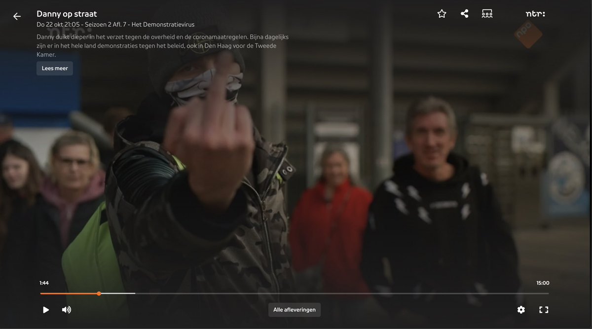 dannyghosen's tweet photo. goed artikel @rudybouma. Vermeld bij de headerfoto naast de bronvermelding (Danny op straat, NTR) ook meteen dat de man met middelvinger #Dannyv is. Je weet wel, een van de belagers van @PieterOmtzigt https://t.co/CiF6IVw93d