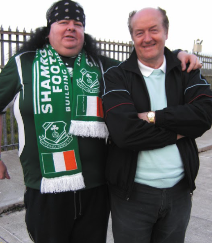 mrjoedoherty's tweet photo. Found this earlier this evening when looking for something else - two League of Ireland Legends.  @ShamrockRovers superfan Deco (who sadly passed away last year) along with the League of Ireland's greatest goalscorer Brendan Bradley in Finn Park a number of years ago. https://t.co/DBWtaF4s6Q