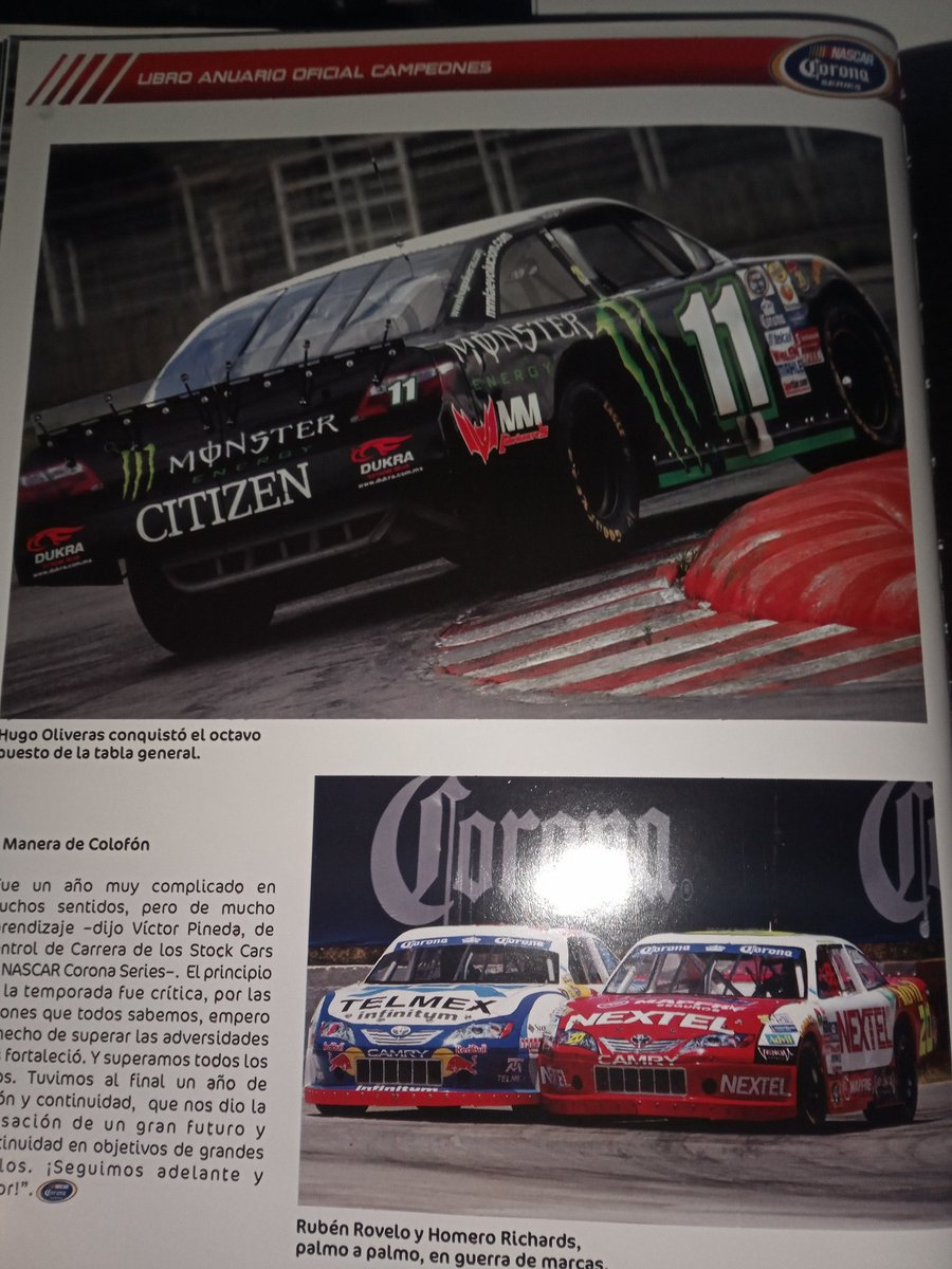 Zackerion's tweet photo. Ya en cuanto se arme tu regreso #TheMasterChief @hugooliveras11 o luego me invites a la guarida me regales tu poderosa firma a mi anuario que poco ahรญ va de firmas! En este anuario del 2009 esta la de @Daniel_SuarezG @pardoruben @elpatogalindo @jccasco @luisramv ๐๐๐ป๐๐ป๐ https://t.co/tObHWHGWkF