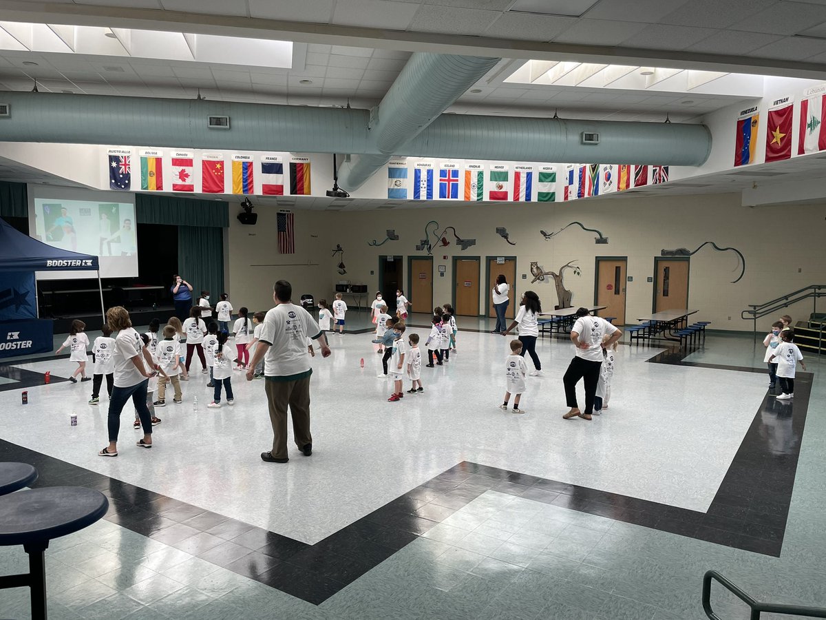 ECES students participated in the Boosterthon Dance Fit celebration today!! We exceeded our fundraiser goal!! 👍🏼 Way to go Explorers!👏🏼