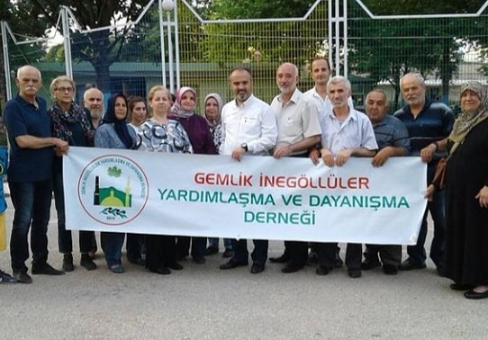 Covid-19 testi Pozitif çıkan Kıymetli Bursa Büyükşehir Belediye Başkanımız Sayın Alinur AKTAŞ 'a Acil şifalar diliyoruz.