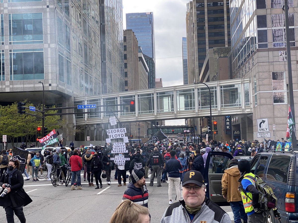 Logan_Ratick's tweet photo. Downtown Minneapolis https://t.co/BUnx72jR9t
