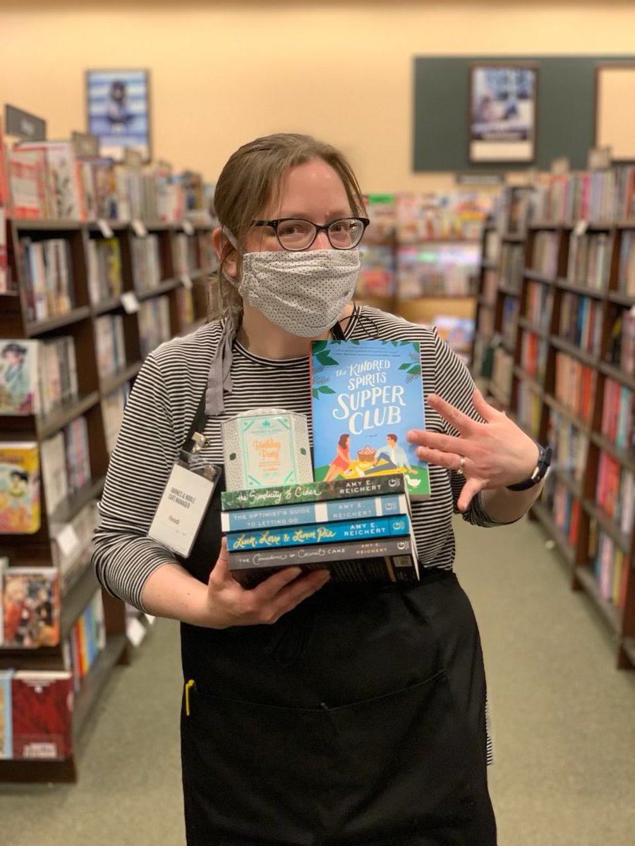 #tuesdaymeansnewbooks 📚!!! 

Heidi is #mostexcited about #thekindredspiritssupperclub by #amyereichert this week. If you love #wisconsinfiction you #mustread this #WisconsinDells set #book! 

Pair with #harneyandsons! #booksandtea #bnmidwest #bncafe #readallthebooks