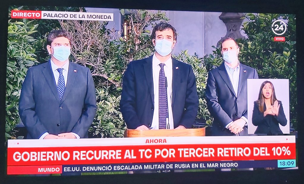 _PatagonCruzado's tweet photo. Nunca más Gobiernos de Derecha, anoten y grábense esto. NUNCA PERO NUNCA MÁS. 
#TerceRetiro10ciento https://t.co/m9eYVd8s1B