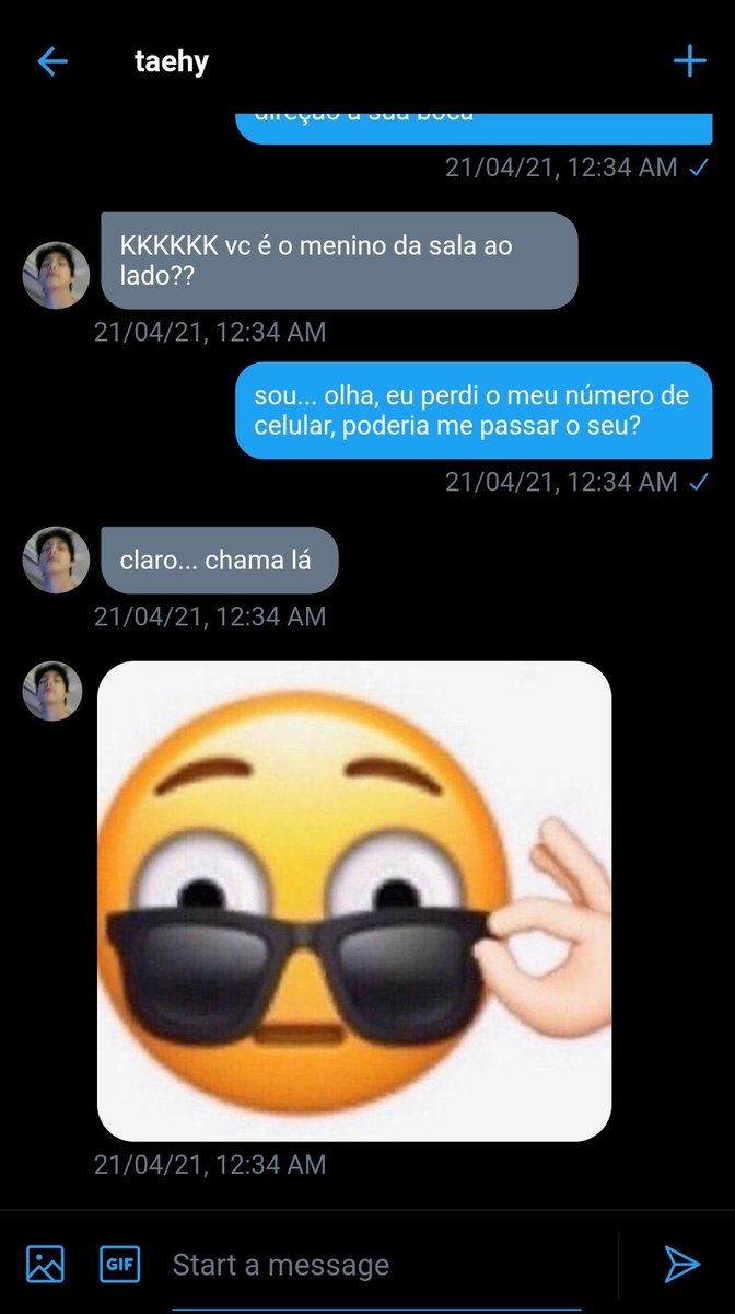 diorstray's tweet photo. Taekook au onde: Jungkook perde a aposta cm Yoongi e tem que mandar mensagem para seu paquerinha da escola, mas com 1 detalhe, só pode lhe enviar cantadas...

#taekook #taekookau https://t.co/BsrLqorwuQ