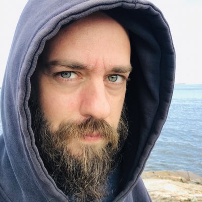 domgrenier's tweet image. After two years with the same profile picture, time to change.  #NewProfiIePic #NouvellePhotoDeProfil