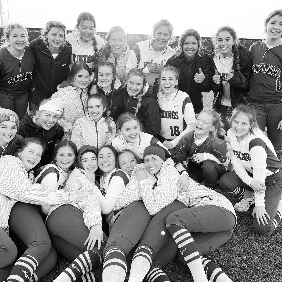 KHS Viking Softball tweet media
