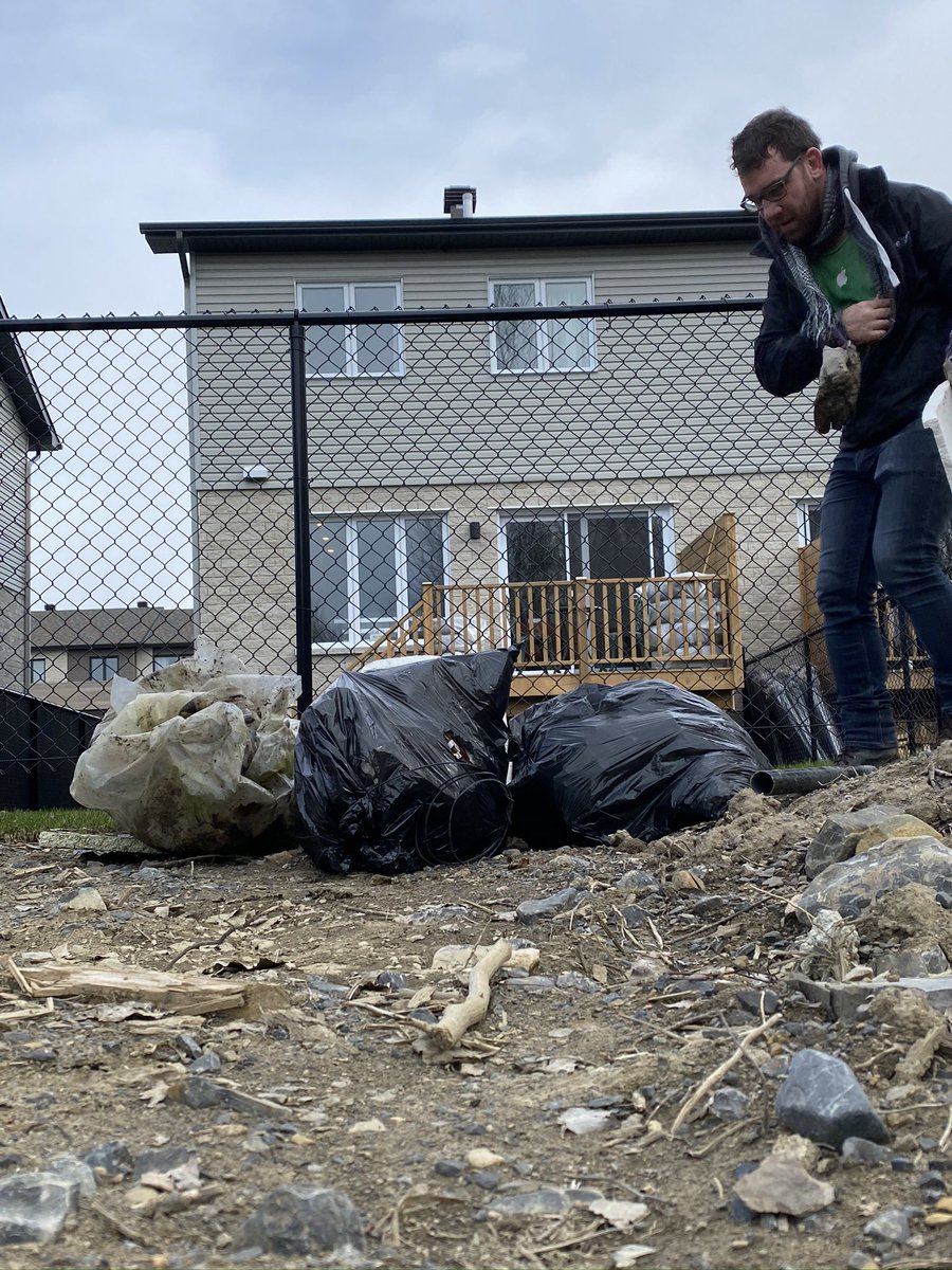 JohnnyPokemonGo's tweet image. Cleaned the woods behind our neighborhood!!
#SustainableWithNiantic @NianticLabs