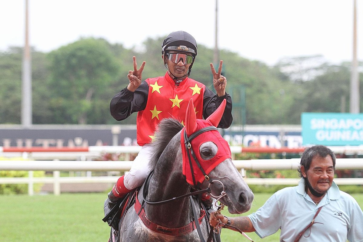 KranjiBroadcast's tweet photo. LION CITY CUP FIELD (G1) 🦁
1200m | $300,000 🏆

1️⃣ Grand Koonta
2️⃣ Top Knight
3️⃣ Surpass Natural
4️⃣ Fame Star 
5️⃣ Muraahib
6️⃣ Nowyousee 
7️⃣ Zac Kasa
8️⃣ Kharisma
9️⃣ Lim's Lightning
🔟 Makkem Lad 
1️⃣1️⃣ Churchill
1️⃣2️⃣ Rocket Star 
1️⃣3️⃣ Sure Will Do 
1️⃣4️⃣ Celavi 

#LCC21 #SGRacing https://t.co/m7u5P45tOR