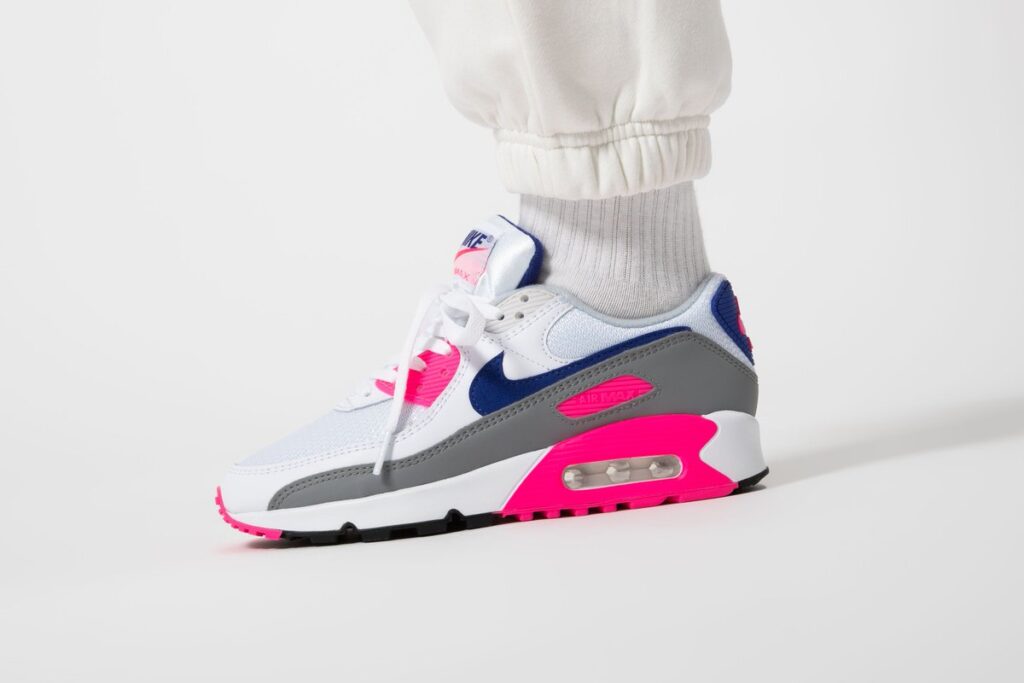 Sneaker Steal on Twitter: \