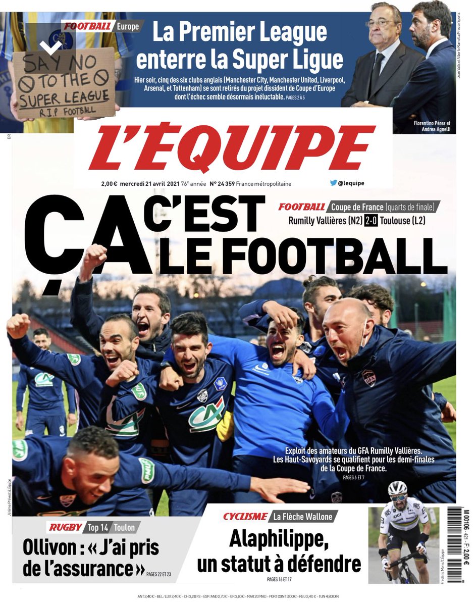 53 - Celebrating a flag at half-mast, image size:943x1200