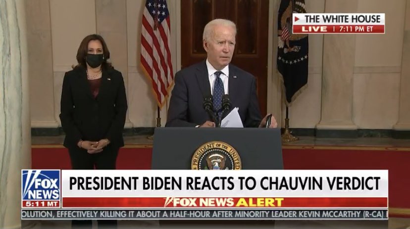 realJennaEllis's tweet image. Why is Kamala hovering?