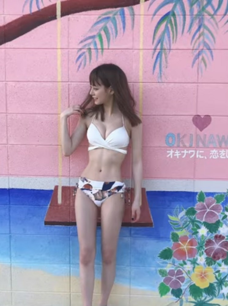 knowreka's tweet photo. なごみのこのカラダ素晴らし過ぎる https://t.co/QCj3NOwM8l