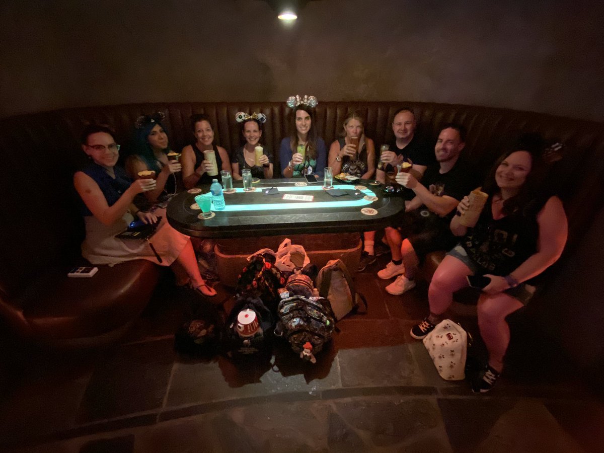 jackeyd's tweet photo. Thank you Victor for making my first experience at Oga’s Cantina so memorable. So much fun!! #castcompliment https://t.co/UBY4kNORY6