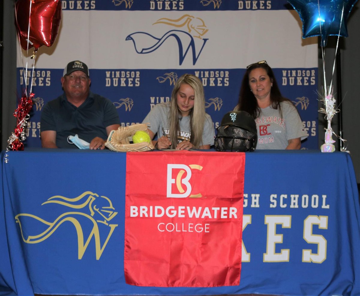 OHE_Englar's tweet photo. Congratulations on your signing day Whitlee!! All your hard work has paid off. @Bh2osoftball  @ohesoftball @dukeswhs https://t.co/MKj6wbqKf9