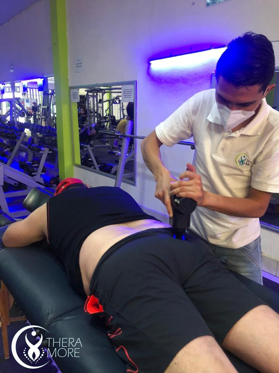4FourGym's tweet photo. ¿Entrenaste INTENSO o tienes alguna lesión que dificulte tu rutina?

@4FourGym y #TheraMore ofrecen:

- Terapia de Recuperación Muscular
- Atención de Lesiones Específicas
Informes al 443 217 8996 o recepción del gimnasio.
¡Aprovecha tu descuento como socio!

#4FourGymFitnessClub https://t.co/XbCizs48l5