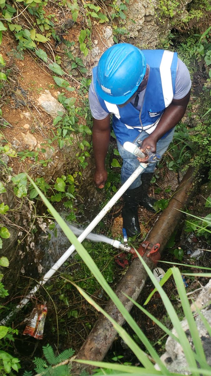 NWCjam's tweet image. #DisconnectionDrive  | Massive disconnection drive is continuing in Gutters. So far, Illegal connections have been discovered. Persons are being reminded that it is an offence to steal water. The NWC would much rather collect than disconnect. 
#PayyourPart #PlayyourPart