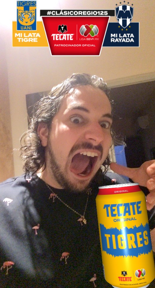 somoxeneize's tweet photo. Lo que sea por mis Tigres. Apostamos cabellera? @Rodrigotrevino_ #lacanchamasgrande @CervezaTecate @TigresOficial https://t.co/S1BNfj9s5Z