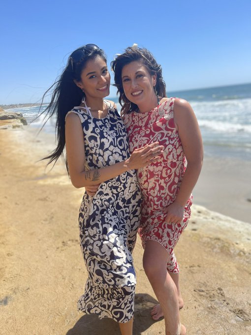 On the beach with my lovely friends @VivaAthenaX @bikinithug1904  #beach #friends #models https://t.<a class="tags" href="/tag/vivaathenax">@vivaathenax</a><a href="/tag/models"class="tags"><span>#models</span></a><a href="/tag/friends"class="tags"><span>#friends</span></a><a href="/tag/beach"class="tags"><span>#beach</span></a>