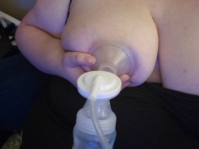 Time for another pumping session! Hopefully I'll be making milk soon 🥰 #nsfw #milk #camgirl #porn https://t<a href="/tag/porn"class="tags"><span>#porn</span></a><a href="/tag/milk"class="tags"><span>#milk</span></a><a href="/tag/camgirl"class="tags"><span>#camgirl</span></a><a href="/tag/nsfw"class="tags"><span>#nsfw</span></a>