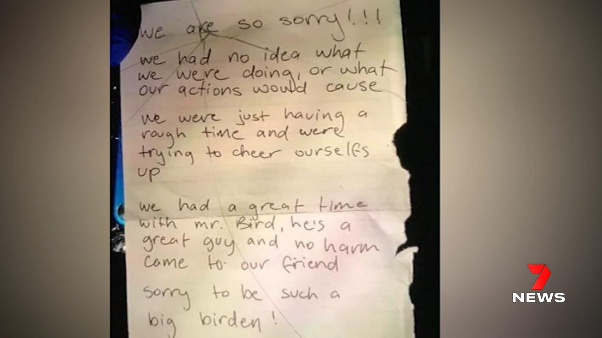 Missing  @sesamestreet character Big Bird has been returned to Bonython Park. The thieves dumped the $160,000 costume in the early hours of the morning, along with a handwritten apology note. The circus insists it wasn't a publicity stunt. 7NEWS at 11.30am, 4pm and 6pm.  #7NEWS