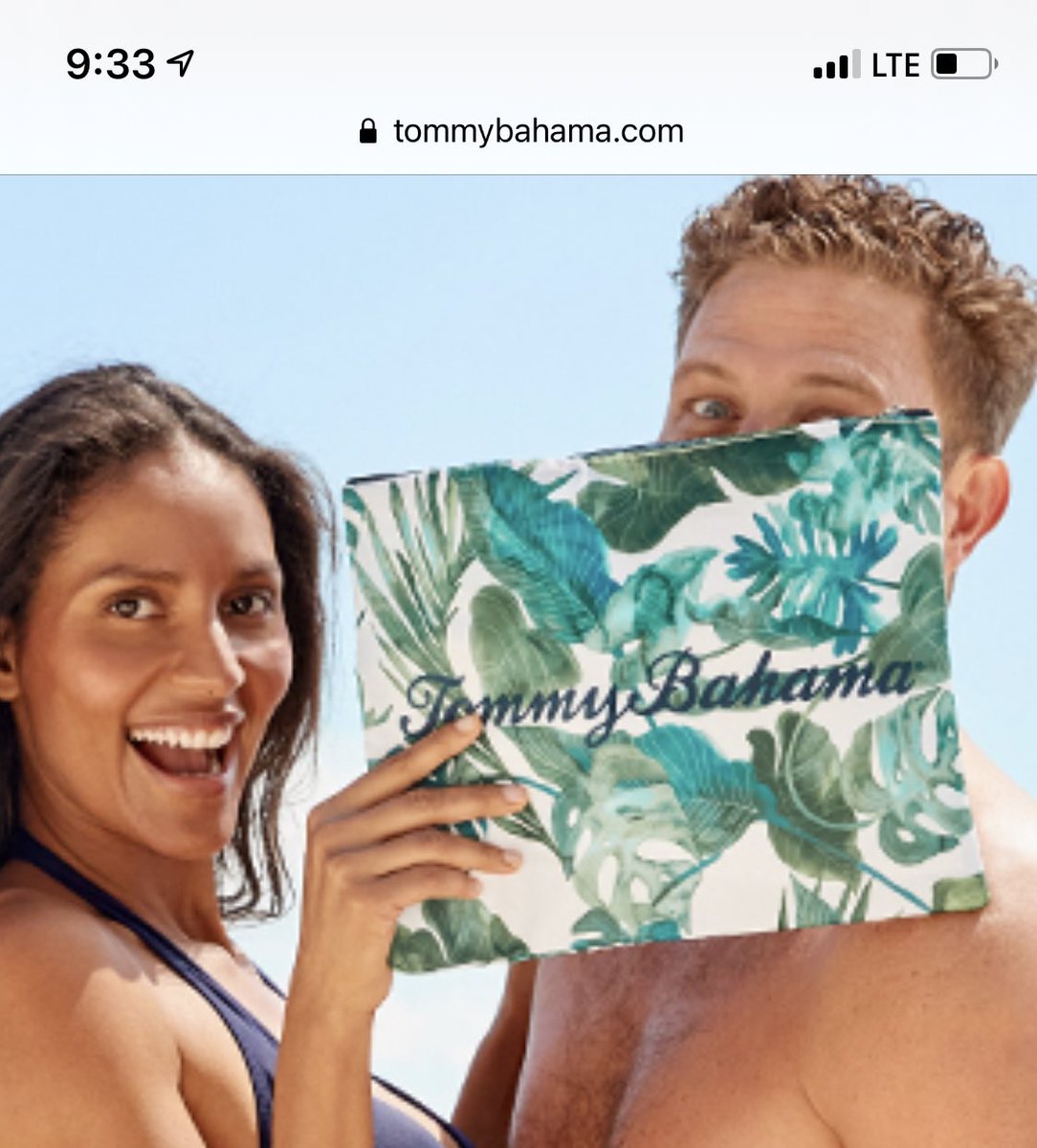 Jay_Armitage's tweet photo. Hey, @TommyBahama, like the free swim bag with purchase of a swimsuit or rash guard. But would REALLY love a bathing suit and rash guard in this pattern... https://t.co/jKLVmB9H53