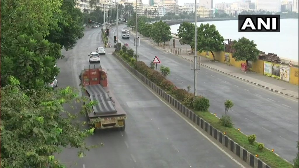 ndtv's tweet photo. Maharashtra government has imposed statewide restrictions till May 1st; Section 144 imposed across the state. Visuals from Mumbai's Marine Drive in Mumbai (ANI) https://t.co/ghk2U3iaop