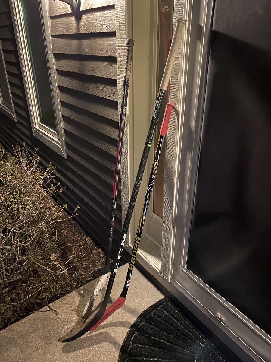 hendsar's tweet image. #sticksout for Coach Mike Ryan @Jaggirlshockey @YouthHockeyHub @HockeyEPHA