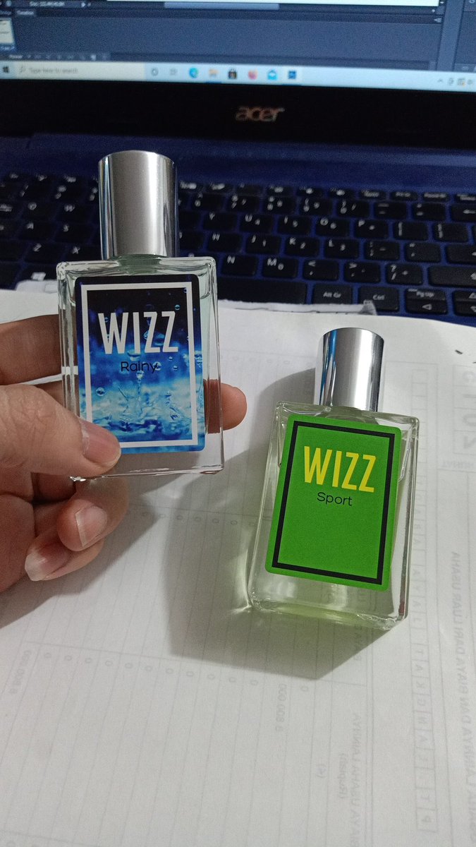 awieawan's tweet photo. Akhirnya yang diincar2 dateng juga, wizzparfums, dapatnya pas ada ramadhan sale. Lebih suka Rainy sih, seger aquatic gitu. https://t.co/HIiji2vTKX